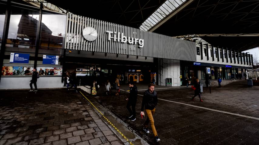 Politie Tilburg laat vanwege bommelding opgepakte verdachten vrij