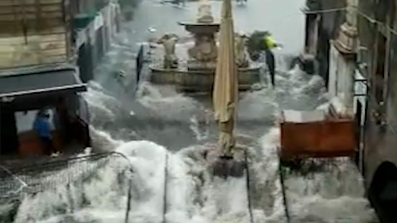 Beeld uit video: Hevige overstromingen teisteren Siciliaanse stad Catania