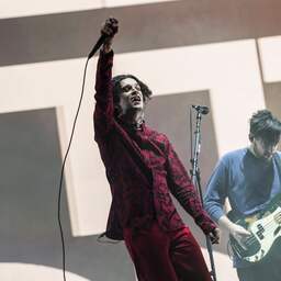 The 1975 treedt niet op in Indonesië en Taiwan na zoen tussen bandleden