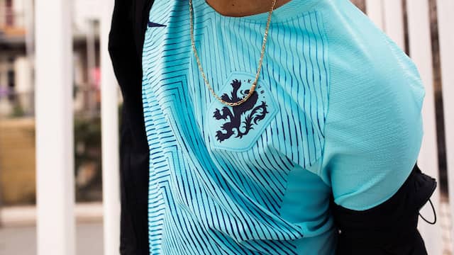 Het nieuwe uitshirt