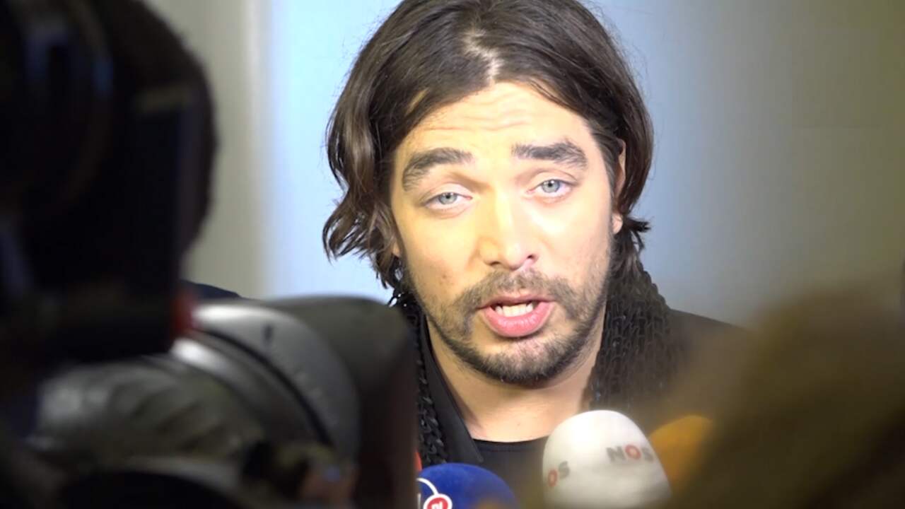 Waylon: 'Bibi stond met zwangere buik te springen'