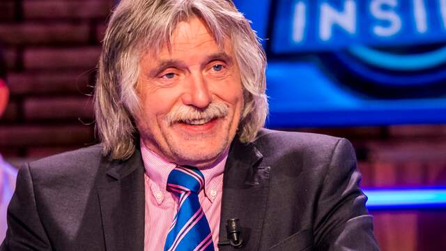 Johan Derksen plaatst kinderhek op overloop na val van ...