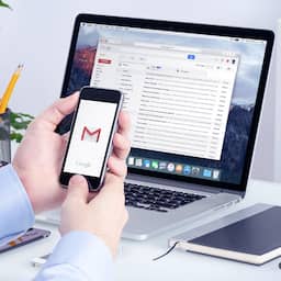 Google start uitrol van donkere modus in Gmail-app