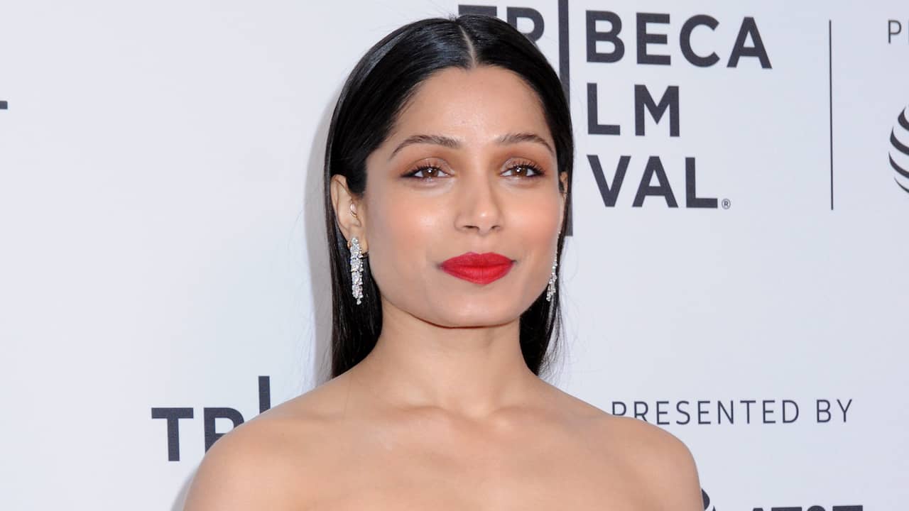 Slumdog Millionaire-actrice Freida Pinto verloofd met fotograaf |  Achterklap | NU.nl