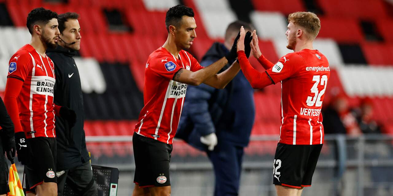 PSV verschijnt mogelijk met Zahavi aan de aftrap in topper tegen Ajax