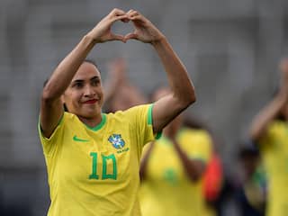 Braziliaanse voetballegende Marta (38) kondigt haar afscheid als international aan