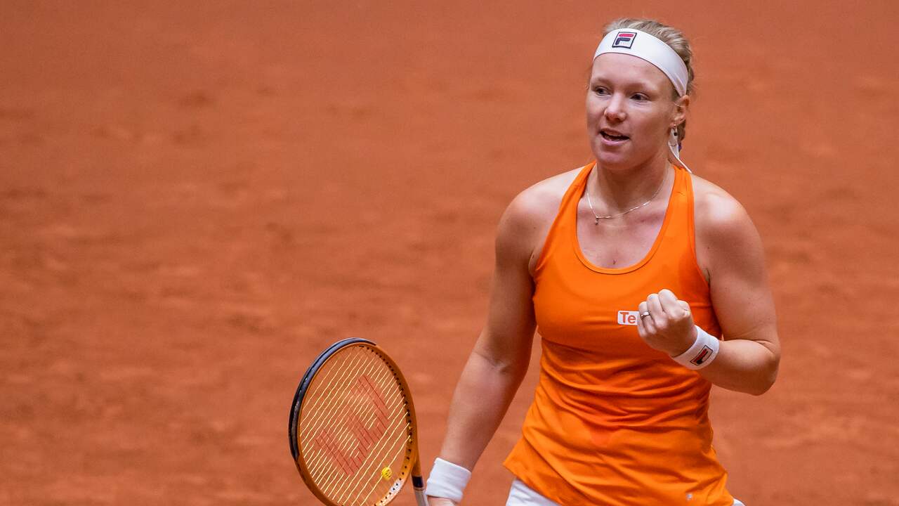 Kiki Bertens won onlangs op de Bille Jean King Cup al haar eerste wedstrijd van 2021 en op WTA-niveau is de eerste overwinning ook binnen.