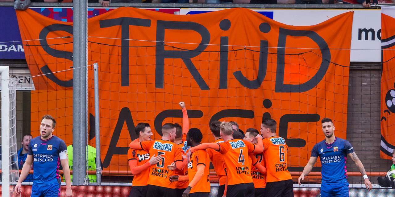 FC Volendam klopt Go Ahead dankzij late treffer in doelpuntenfestijn