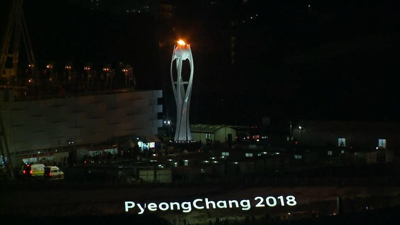 Beeld uit video: Olympische vlam gedoofd na sluitingsceremonie