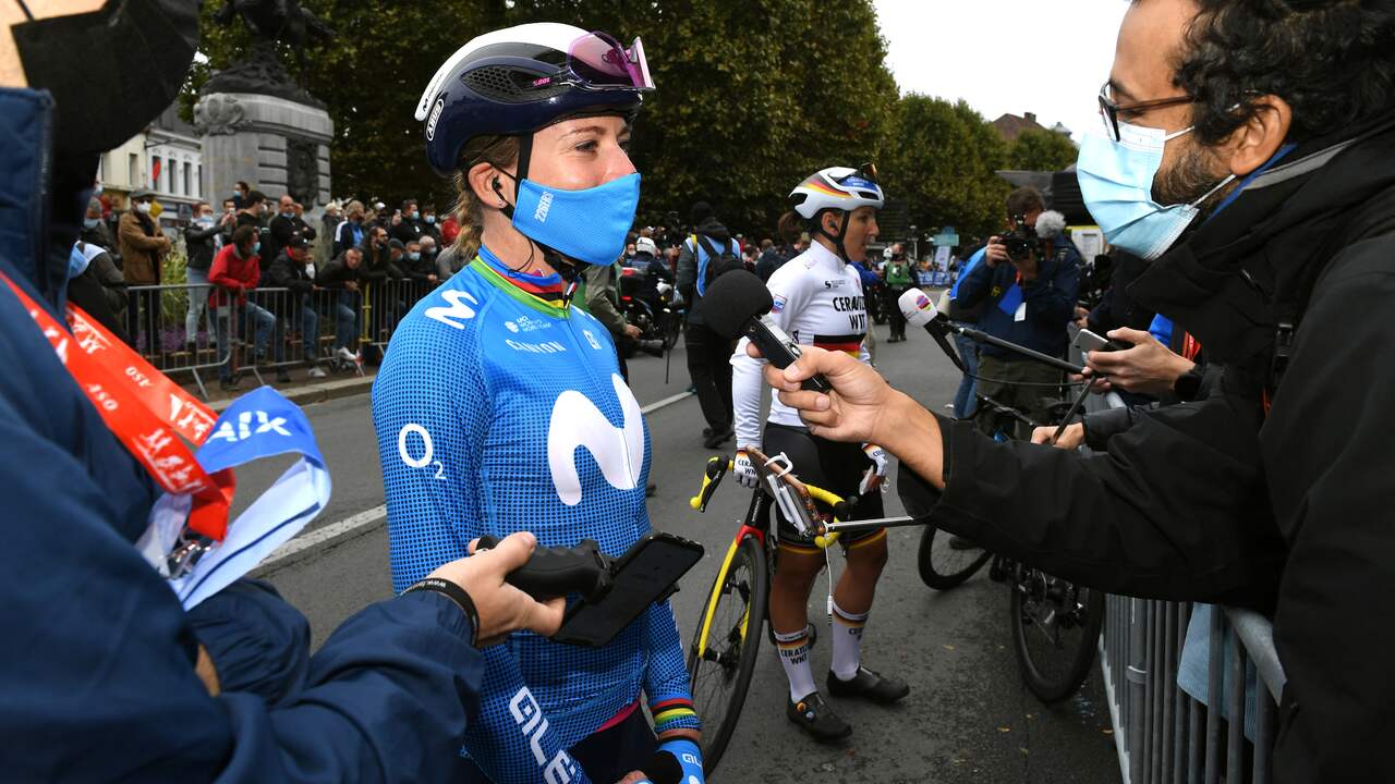 Van Vleuten breekt schaambeen door val in Parijs-Roubaix ...