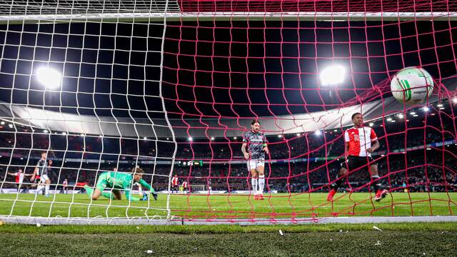 Luis Sinisterra maakte de 3-1 tegen Union Berlin.