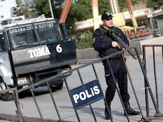Turkije ontslaat weer 15.000 ambtenaren vanwege staatsgreep