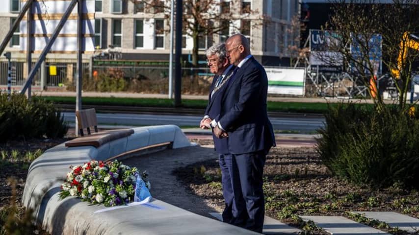 Burgemeester Utrecht over slachtoffers tramaanslag: 'We vergeten hen niet'