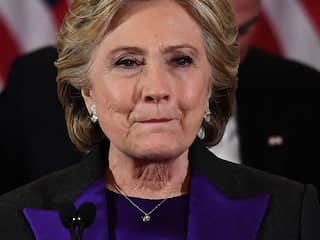 Hillary Clinton schrijft boek over verloren presidentsverkiezingen