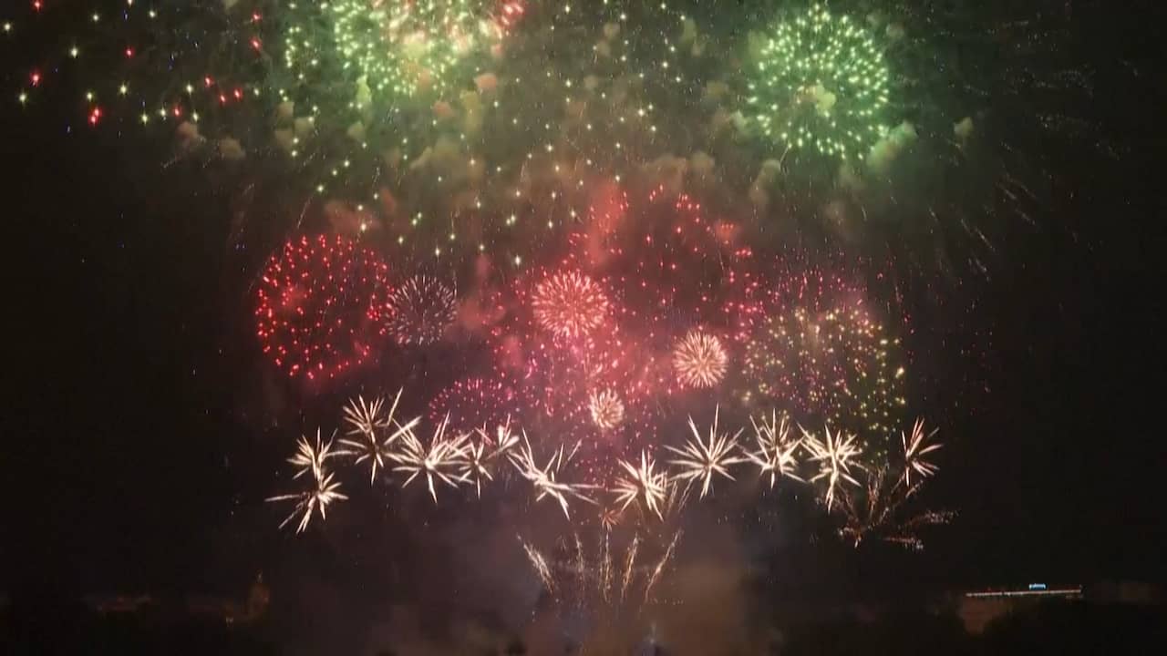 Weer sobere Oud en Nieuw in Nederland hoe is het in andere landen? NU.nl