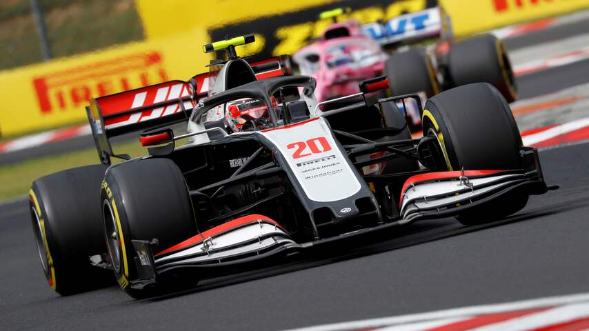 Magnussen raakt negende plek kwijt door tijdstraf, Albon gaat vrijuit