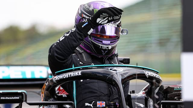 Lewis Hamilton klopte Max Verstappen en Sergio Pérez in de kwalificatie voor de Grand Prix van Emilia-Romagna.