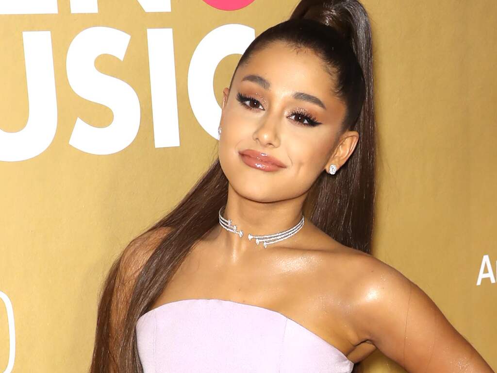 Ariana Grande Heeft Relatie Met Makelaar Dalton Gomez Nu Het Laatste Nieuws Het Eerst Op Nu Nl