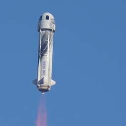 Video | Blue Origin lanceert acteur William Shatner (90) de ruimte in