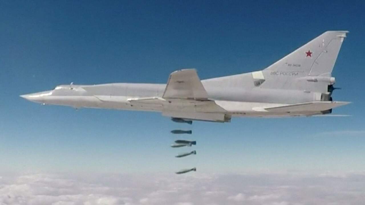 Russische bommenwerpers bestoken IS-doelwitten in Syrië