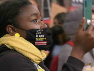 Waarom actiegroep Kick Out Zwarte Piet ook protesteert tegen Grijze Piet