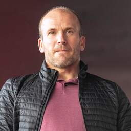 Kroes ziet situatie Ajax met lede ogen aan: 'Als ik morgen mag beginnen, graag'