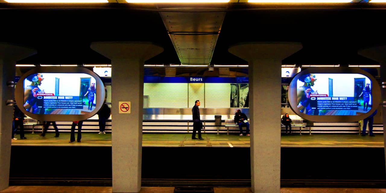 Schot gelost op metrostation Beurs in Rotterdam, geen gewonden