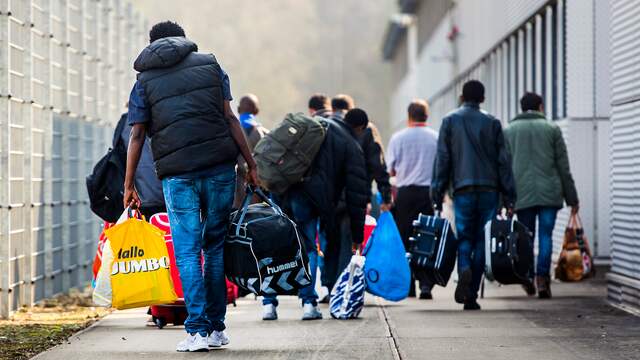 Dit Jaar 17.000 Asielzoekers In Nederland Aangekomen | NU - Het Laatste ...