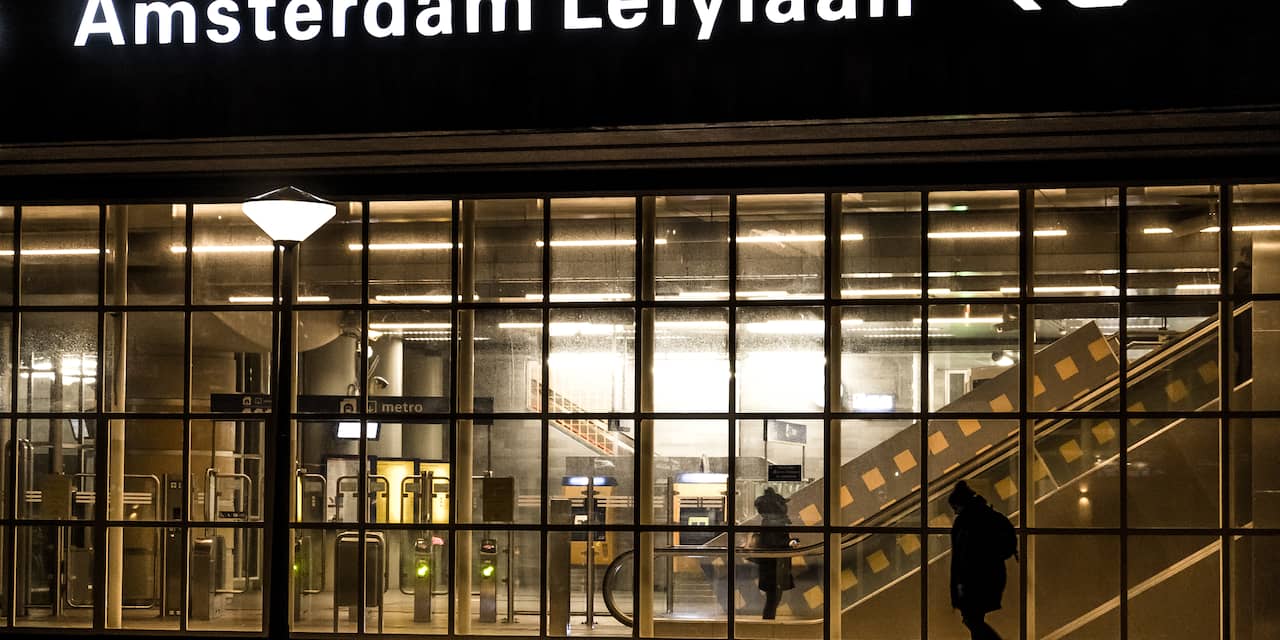 Gloednieuw Station Amsterdam Lelylaan in 2025
