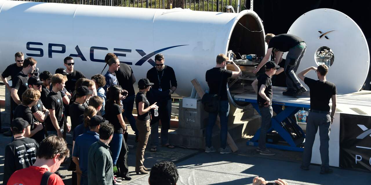Studenten winnen Hyperloop-wedstrijd met rit van 320 kilometer per uur