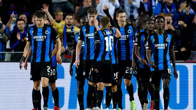 Vreugde bij Club Brugge na de goal van Hans Vanaken.