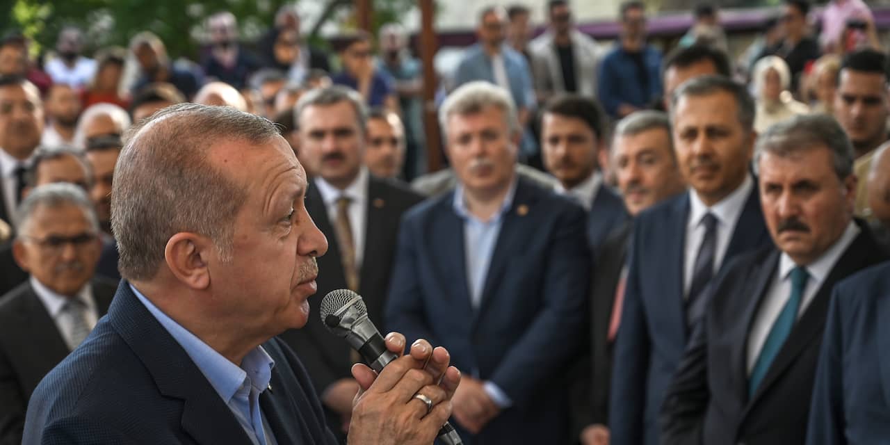 Erdogan haalt hard uit naar oppositie in aanloop naar nieuwe verkiezingen