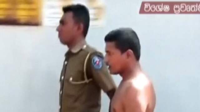 Boze menigte belaagt gearresteerde man in Sri Lanka