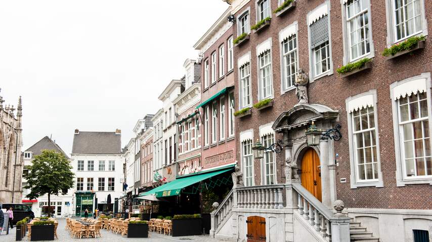stadhuis breda bredastad
