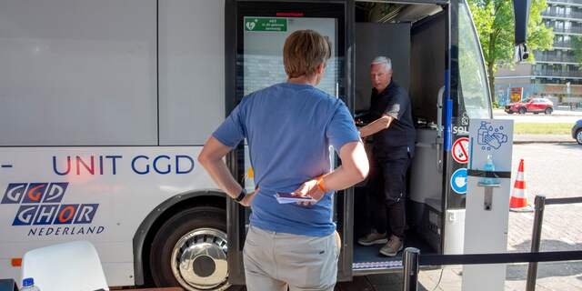 Twee prikbussen komen naar Alphen aan den Rijn