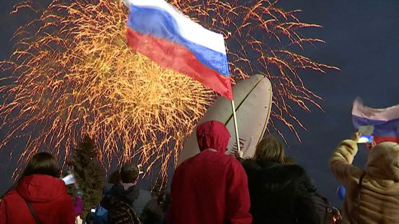 Rusland viert dat de Krim drie jaar geleden geannexeerd werd