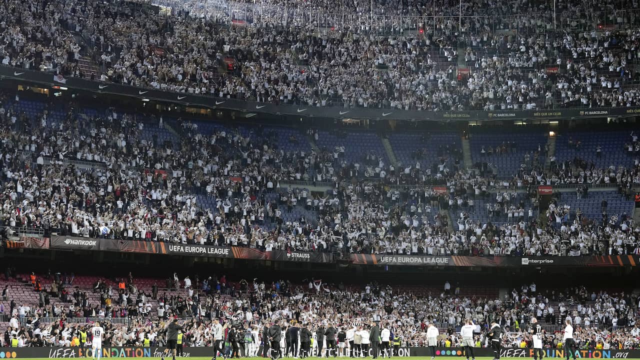 Barcelona will Tickets nur noch namentlich verkaufen, nachdem Frankfurter Fans einmarschiert sind |  JETZT