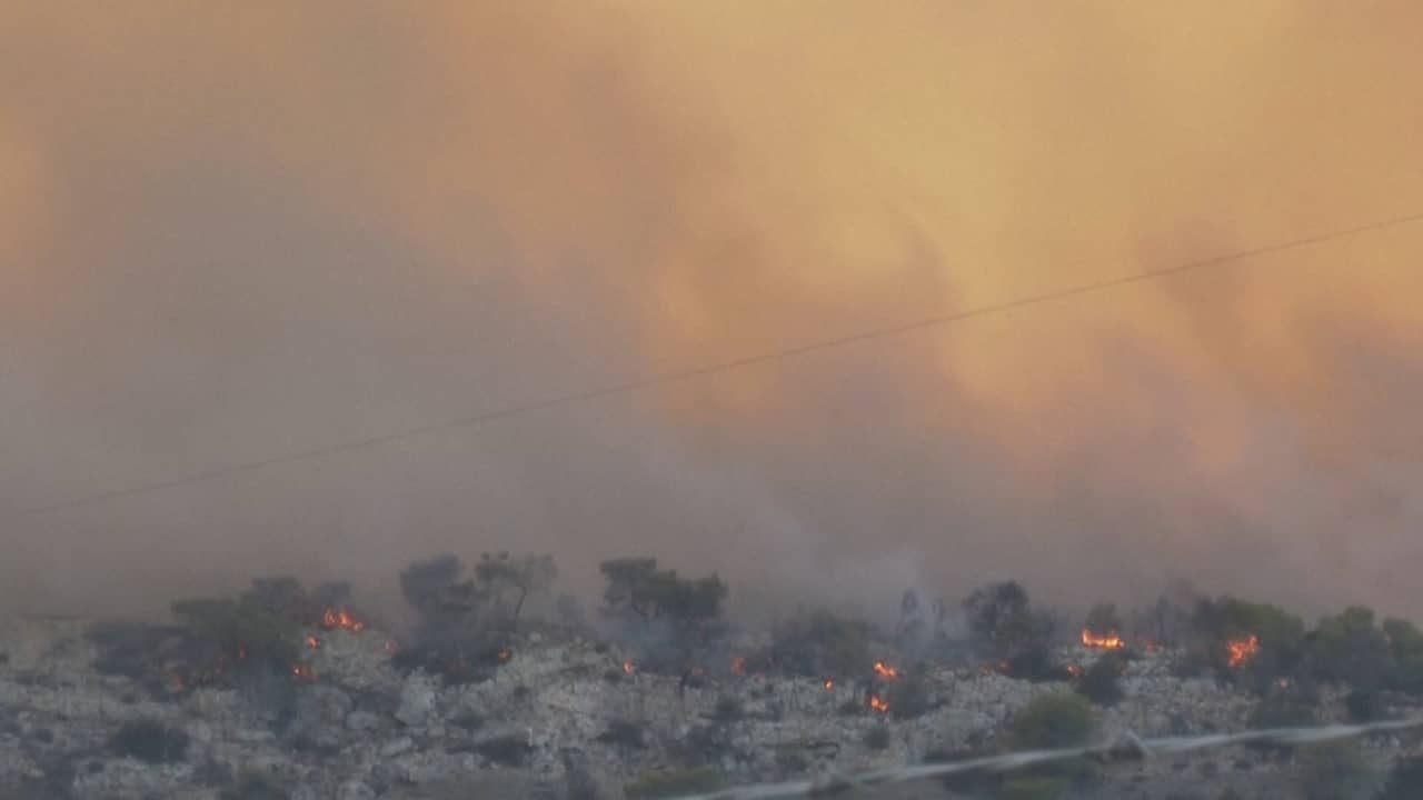 Beeld uit video: Bosbranden teisteren Zuid-Griekse kust