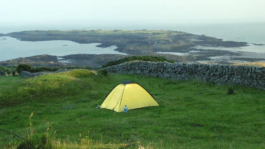 Op zoek naar rust? Schots onbewoond eiland staat te koop voor 168.000 euro