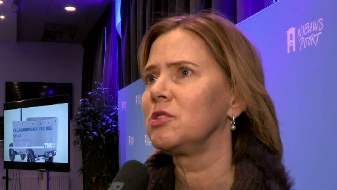 Beeld uit video: Minister geschrokken van onderzoeksrapport stint