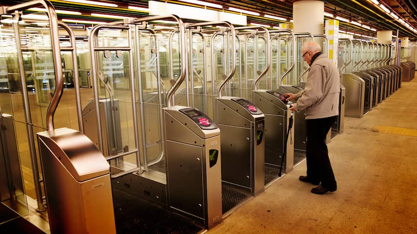 Metro Rotterdam weert reizigers die zich seksueel misdragen