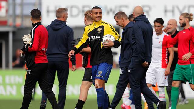 VVV verslaat Emmen dankzij hattrick Giakoumakis, Heracles ...