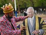 Oude man krijgt glimmende hoed: herstelt Charles interesse in monarchie?
