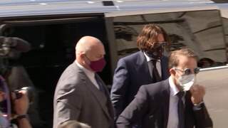 Johnny Depp en ex-vrouw arriveren bij rechtbank