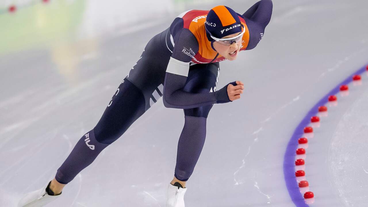 Suzanne Schulting hoefde op de 500 meter alleen Femke Kok en Jutta Leerdam voor zich te dulden.