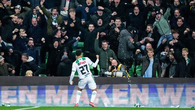 Bij FC Groningen-AZ maakten volgens de thuisploeg bijna zesduizend fans geen gebruik van hun geldige toegangsticket.
