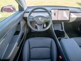 'Tesla brengt eigen racegame uit voor in de auto'