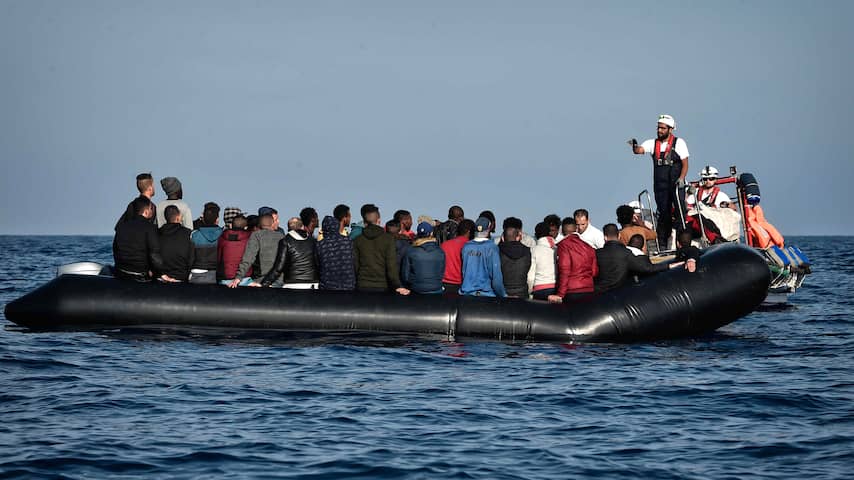 Acht migranten gestikt in container in Libië tijdens vervoer over land