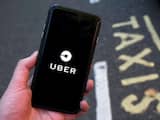 Bedrijf achter taxiapp Uber ziet verliezen flink teruglopen