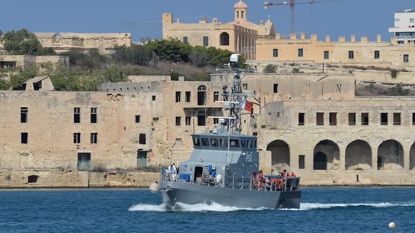 Malta pikt opnieuw migranten op uit boot voor de kust